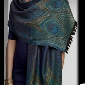 MOMA Exclusive Elegant Peacock Feather Scarf wool silk viscose